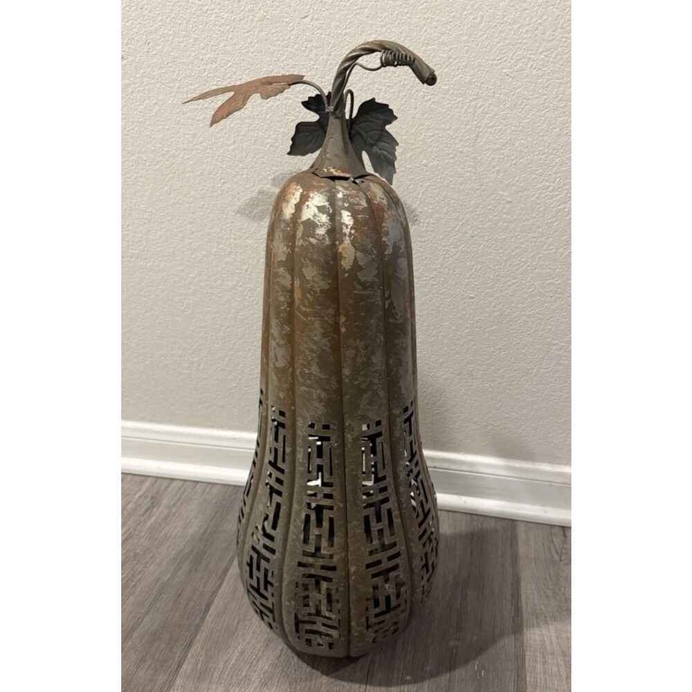 VTG rustic Metal Pumkins Lantern Cut Work Patterns Let Light Go Through 24”H*8”L